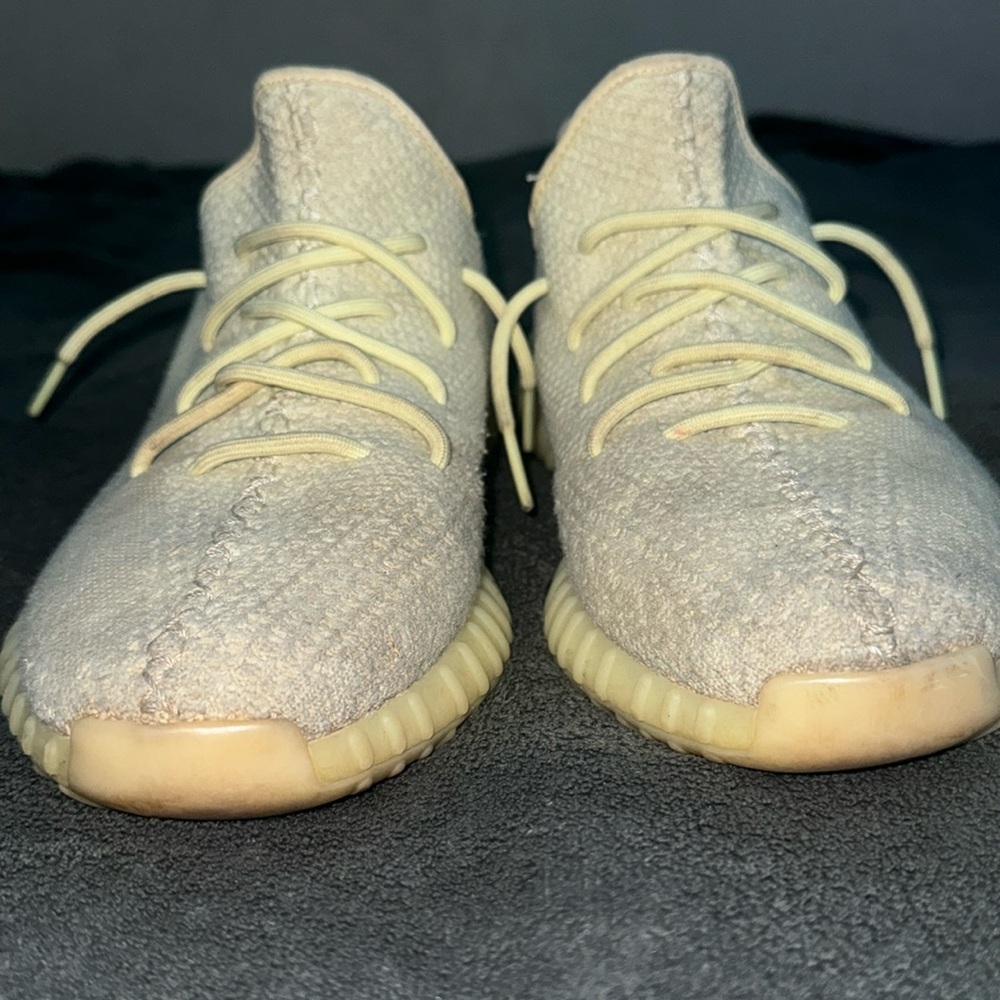 adidas Yeezy Boost 350 V2 Butter, good condition, mens shoes , size 12